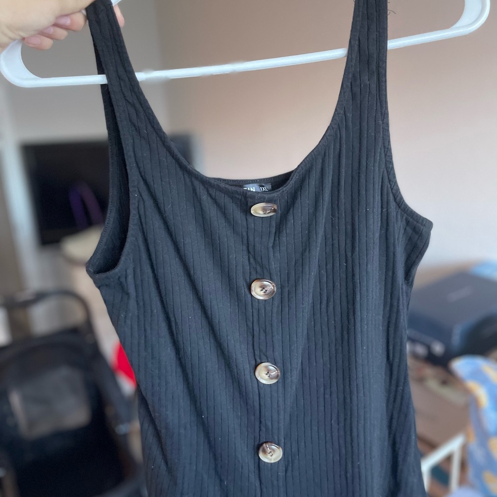 Tank - Picture 3 of 3